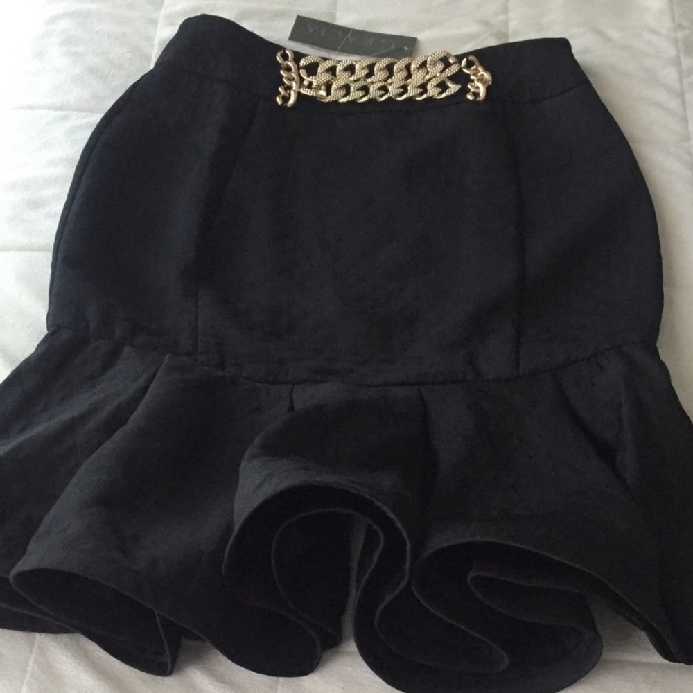 Gracia Quilted Mermaid Black Skirt